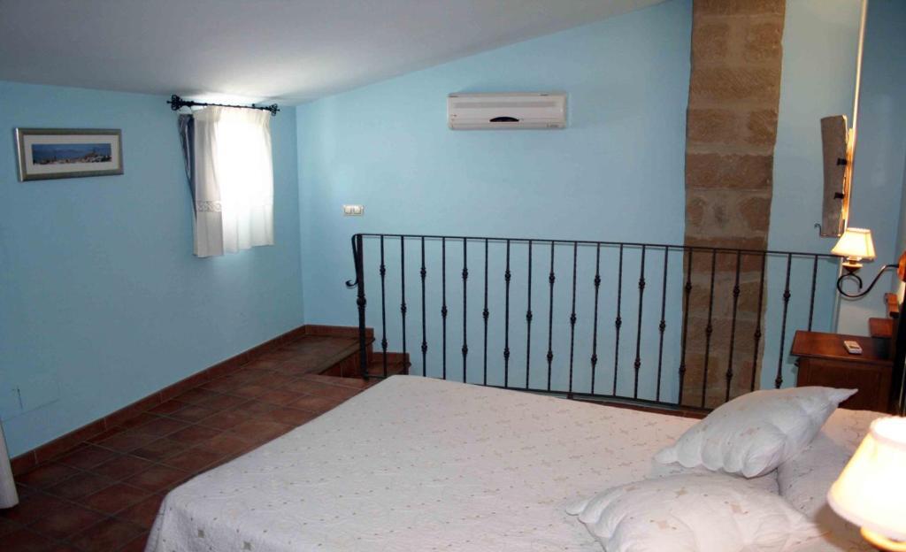 La Casa Del Seise Guest House บาเอซา ห้อง รูปภาพ